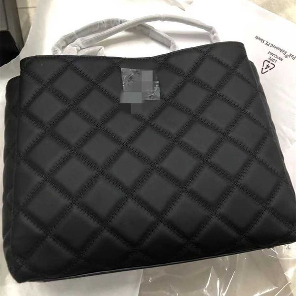 55% off designer bag 2024 early launch sw.tb.sfig tb women's willa caviar cross body cylinder one shoulder chain handheld tote
55% off designer bag 2024 early launch sw.tb.sfig tb women's willa caviar cross body cylinder one shoulder chain handheld tote