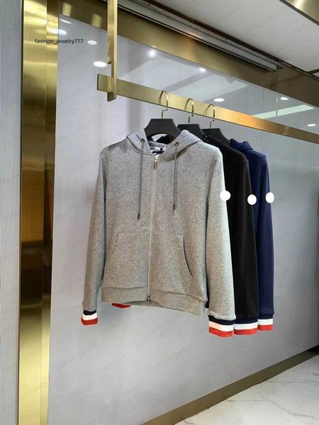 2023 designer france mens hoodies fashion brand women luxury armband hooded sweatshirt casual street hoodie, Black
2023 designer france mens hoodies fashion brand women luxury armband hooded sweatshirt casual street hoodie, Black
