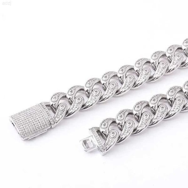 hip hop necklace iced out vvs moissanite iced out diamond silver color necklace men gold jewelry cuban link chain
hip hop necklace iced out vvs moissanite iced out diamond silver color necklace men gold jewelry cuban link chain