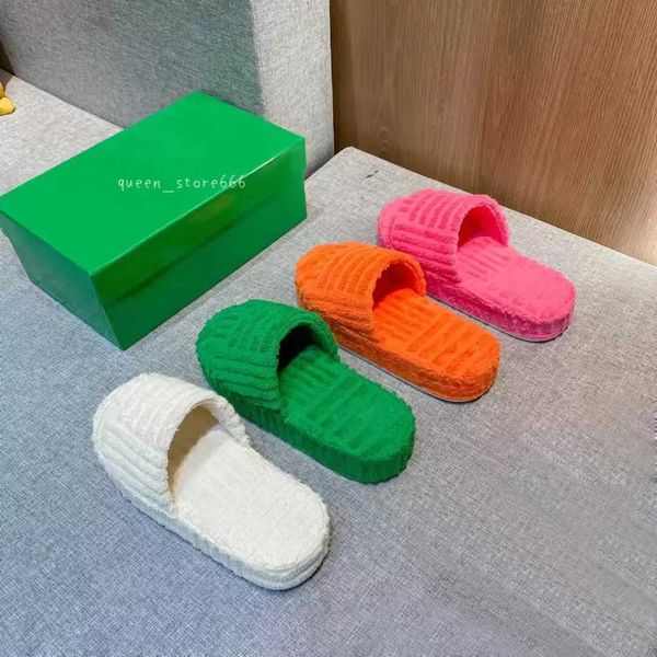 2022 slippers sandals women designer slides fabric rubber fur cotton outsole grass green thick bottom slipper wedge fluffy resort sponge sli, Black
2022 slippers sandals women designer slides fabric rubber fur cotton outsole grass green thick bottom slipper wedge fluffy resort sponge sli, Black