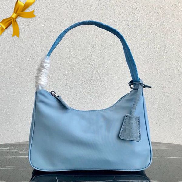 hobo bag designer bag re-edition shoulder bags luxury bags nylon bag zipper classic three-in-one sotf casual canvas woman pouch fashion nylo
hobo bag designer bag re-edition shoulder bags luxury bags nylon bag zipper classic three-in-one sotf casual canvas woman pouch fashion nylo
