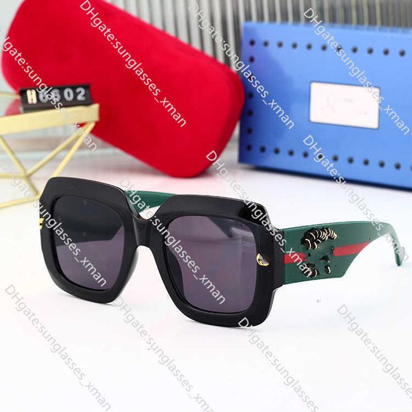 Fashion carti Designer Cool sunglasses 2023 New Men's and Women's Versatile Large Frame Sunglasses Box Street Photo Glasses 1AKVN
Fashion carti Designer Cool sunglasses 2023 New Men's and Women's Versatile Large Frame Sunglasses Box Street Photo Glasses 1AKVN