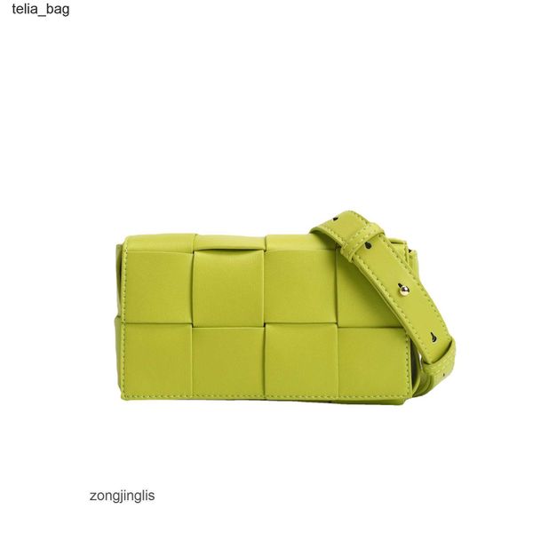 2023 summer designer cassettes bag woven bottegaas waist fashion small spring venetaes leather women's bags 1itq
2023 summer designer cassettes bag woven bottegaas waist fashion small spring venetaes leather women's bags 1itq