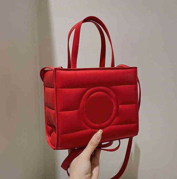 new e womens designer bag shoulder bags women handbags fashion tote brand messenger handbag trendy luxury purses ladies crossbody
new e womens designer bag shoulder bags women handbags fashion tote brand messenger handbag trendy luxury purses ladies crossbody