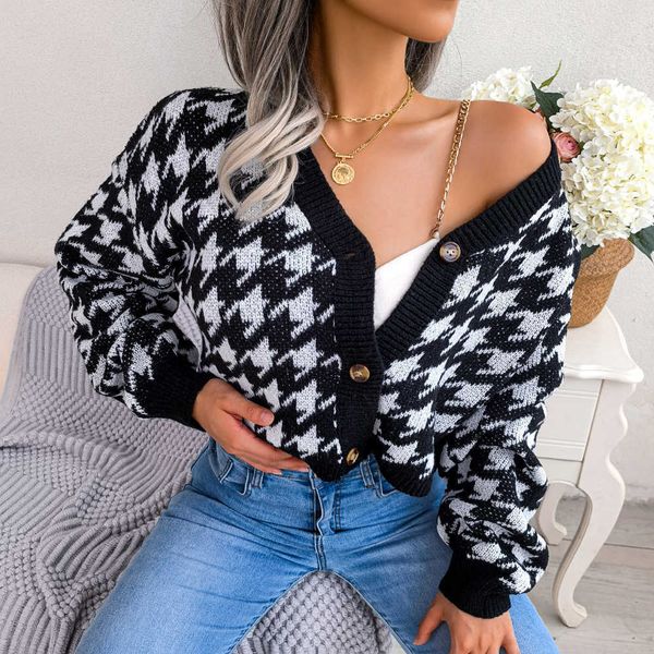 fashion new women's long sleeved plaid knitwear lantern casual knitwear autumn winter 2023, White;black
fashion new women's long sleeved plaid knitwear lantern casual knitwear autumn winter 2023, White;black