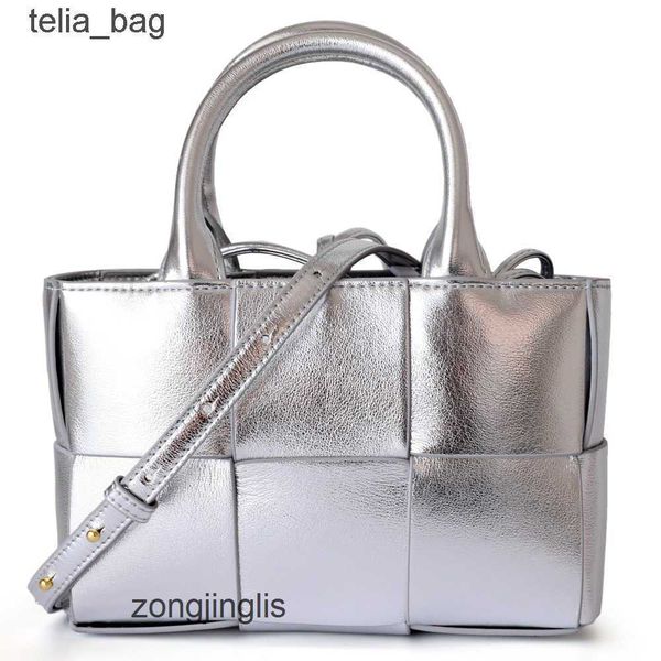 acro classic bag ladies crossbody strap woven women's venetaas girl tote 2023 large capacity bags leather designer bottegaas handbag si
acro classic bag ladies crossbody strap woven women's venetaas girl tote 2023 large capacity bags leather designer bottegaas handbag si