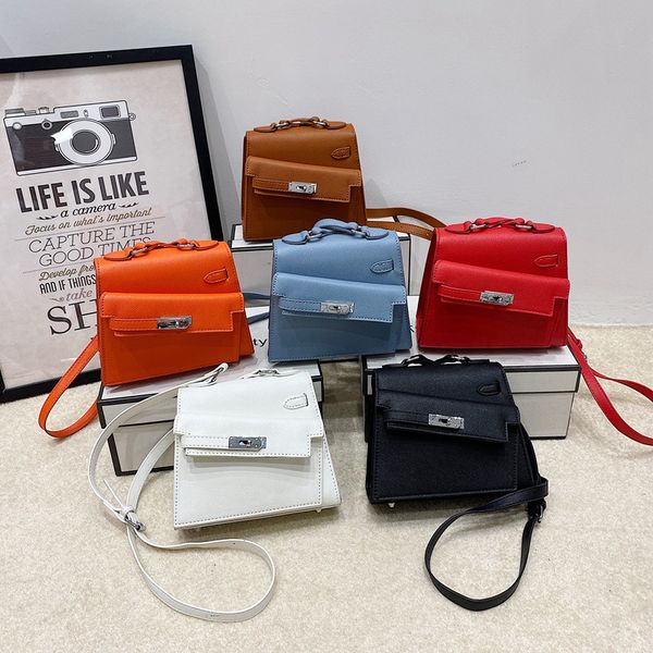 Outlet factory ladies shoulder bag 6 colors niche design solid color leather handbag street asymmetric buckle backpack Joker lychee pattern handbags 6612#, Blue
Outlet factory ladies shoulder bag 6 colors niche design solid color leather handbag street asymmetric buckle backpack Joker lychee pattern handbags 6612#, Blue