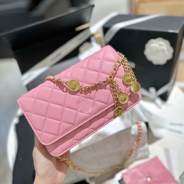 classic designer bag genuine leather shoulder bag luxury women's crossbody bag french quilting bag fashion versatile gold coin chain ba
classic designer bag genuine leather shoulder bag luxury women's crossbody bag french quilting bag fashion versatile gold coin chain ba