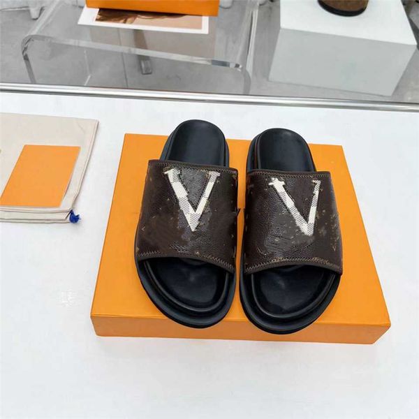 fashion slippers 2023 luis luxury design summer men's and women's flats thick soled leather rubber lettering logo casual cartoon b, Black
fashion slippers 2023 luis luxury design summer men's and women's flats thick soled leather rubber lettering logo casual cartoon b, Black