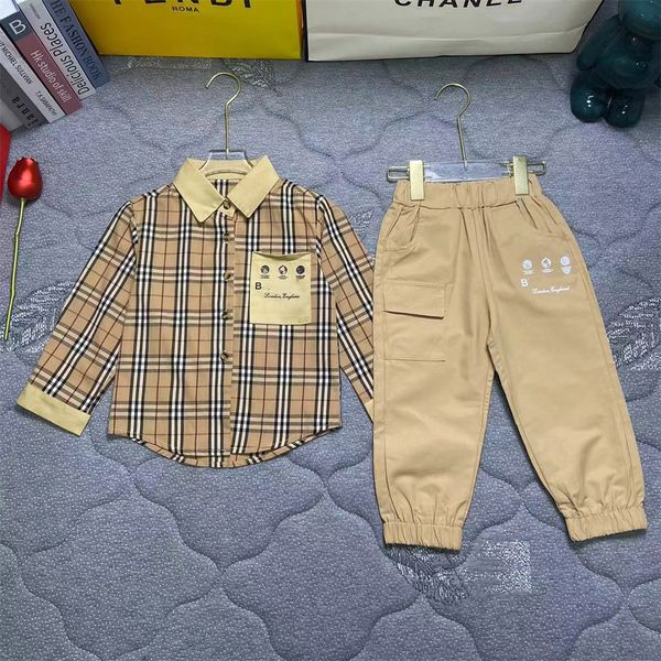 designer's new style of long-sleeved shirt trousers 2 sets of brand-new spring and autumn quality brand casual fashion fan children, White
designer's new style of long-sleeved shirt trousers 2 sets of brand-new spring and autumn quality brand casual fashion fan children, White