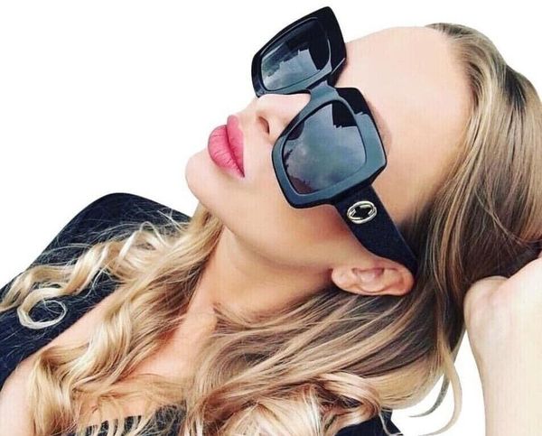 083s 008 54mm oversized square black women sunglasses new with tags box mixed color glittered gradient oversized square sunglasses, White;black
083s 008 54mm oversized square black women sunglasses new with tags box mixed color glittered gradient oversized square sunglasses, White;black