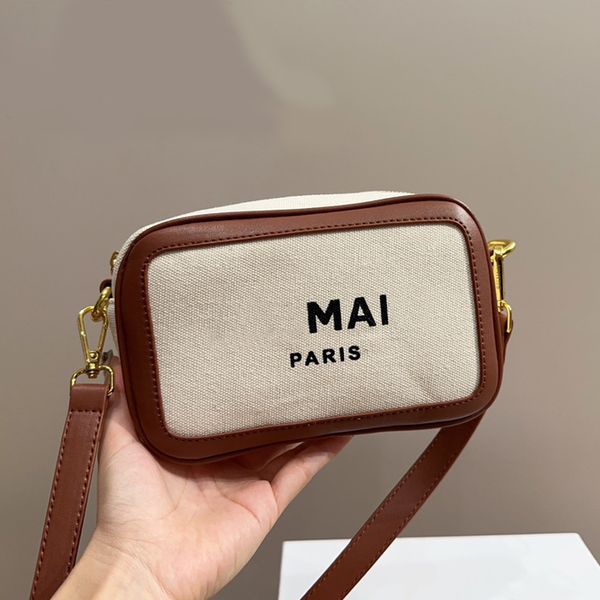 square clutch camera bag casual cross body bags zipper handbags purse canvas leather classic letter lady wallets gold hardware removable str
square clutch camera bag casual cross body bags zipper handbags purse canvas leather classic letter lady wallets gold hardware removable str
