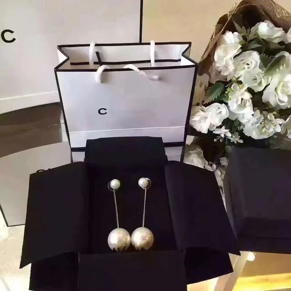luxurys designers fashion earrings ear studs woman brand classic letters golden silver sparkling diamond earring stud jewelry-77
luxurys designers fashion earrings ear studs woman brand classic letters golden silver sparkling diamond earring stud jewelry-77