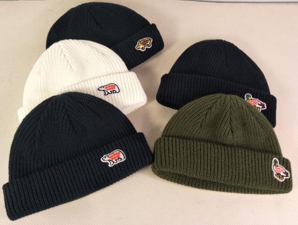 2023 new outdoors sports trendy men women knitted hat fashion jack letter pattern embroidery ski warm beanie cap ad77
2023 new outdoors sports trendy men women knitted hat fashion jack letter pattern embroidery ski warm beanie cap ad77