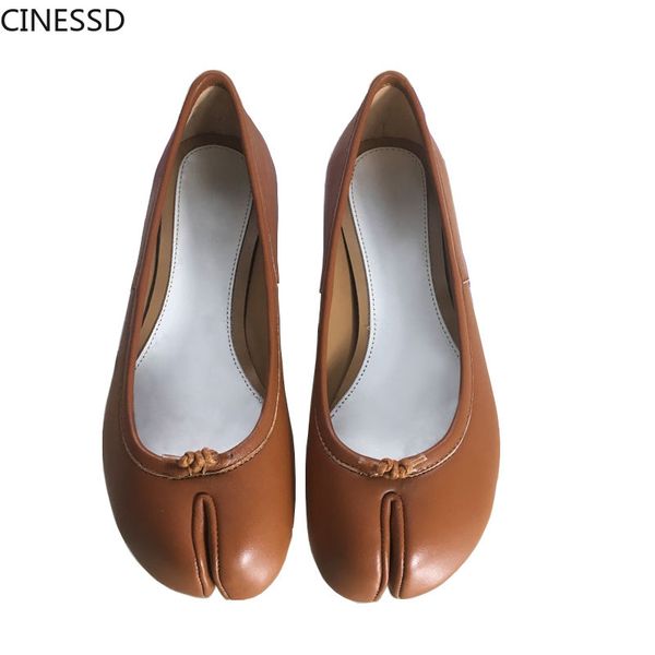 dress shoes women split toe real cow leather ninja tabi flats mm6 luxury brand ballet shoes woman loafers shallow pumps euro size 34-42 2308, Black
dress shoes women split toe real cow leather ninja tabi flats mm6 luxury brand ballet shoes woman loafers shallow pumps euro size 34-42 2308, Black