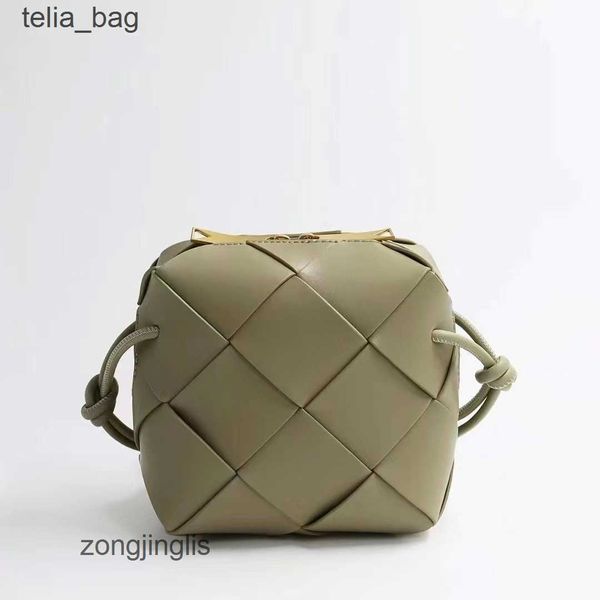 box cassettes purse bag venetaes 2023 camera woven box designer bags bottegaas leather crossbody green small square u wqj1
box cassettes purse bag venetaes 2023 camera woven box designer bags bottegaas leather crossbody green small square u wqj1