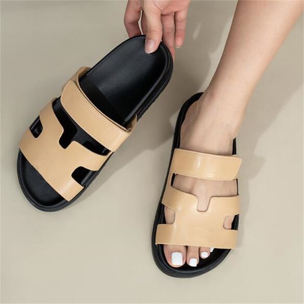 luxury designer sandals classic slippers beach flat shoes summer lady leather flip flops women slides size 36-42, Black
luxury designer sandals classic slippers beach flat shoes summer lady leather flip flops women slides size 36-42, Black