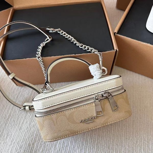 womens box wash lunch bags mens genuine leather trunk cosmetic clutch bag designer toiletry makeup totes handbag classic luxury cross body s
womens box wash lunch bags mens genuine leather trunk cosmetic clutch bag designer toiletry makeup totes handbag classic luxury cross body s