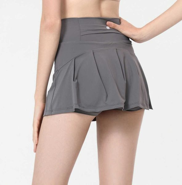 ll women sport yoga skirts running shorts solid color pleated tennis golf skirt anti exposure fitness short skirt
ll women sport yoga skirts running shorts solid color pleated tennis golf skirt anti exposure fitness short skirt
