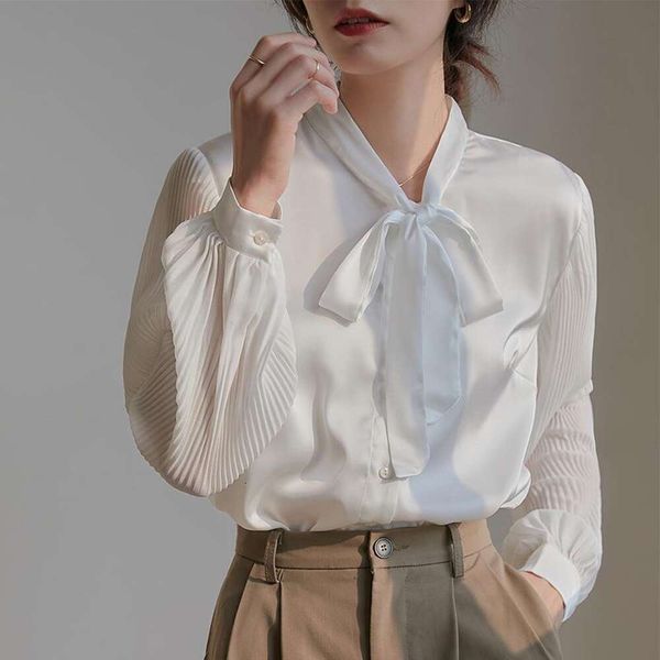 spring and womens blouses autumn thin high class french unique white long sleeved puff sleeve shirt versatile
spring and womens blouses autumn thin high class french unique white long sleeved puff sleeve shirt versatile