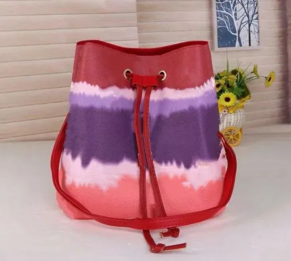 2021 new bucket bag tie-dye printing handbag designer handbag shoulder bag messenger bag outdoor bags
2021 new bucket bag tie-dye printing handbag designer handbag shoulder bag messenger bag outdoor bags