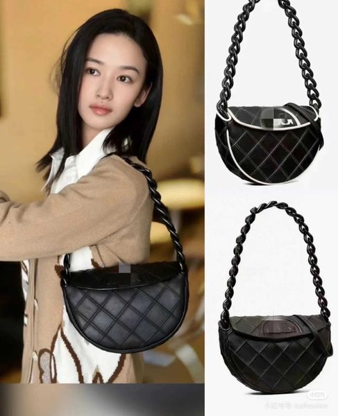 designer bag 2024 early launch new sheepskin lingge half moon single shoulder crossbody chain portable underarm
designer bag 2024 early launch new sheepskin lingge half moon single shoulder crossbody chain portable underarm