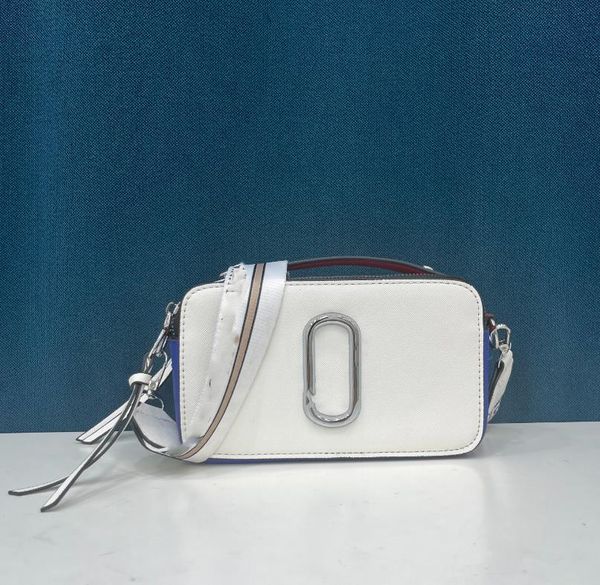 textured small square bag european and american fashion all-match camera bag fashion new autumn trendy
textured small square bag european and american fashion all-match camera bag fashion new autumn trendy