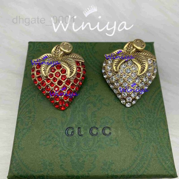 pins, brooches designer g brooch new style letter inlaid diamond personality pin female fashion cute trend brooch 88a4, Gray
pins, brooches designer g brooch new style letter inlaid diamond personality pin female fashion cute trend brooch 88a4, Gray