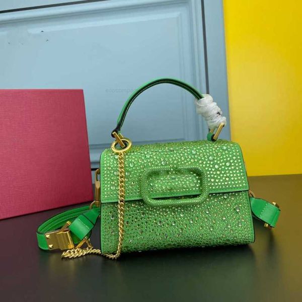 designer diamond outdoor bag luxurys mini magnetic bag crystal chain handbag brass buckle shoulder women's loco bag 3apg
designer diamond outdoor bag luxurys mini magnetic bag crystal chain handbag brass buckle shoulder women's loco bag 3apg