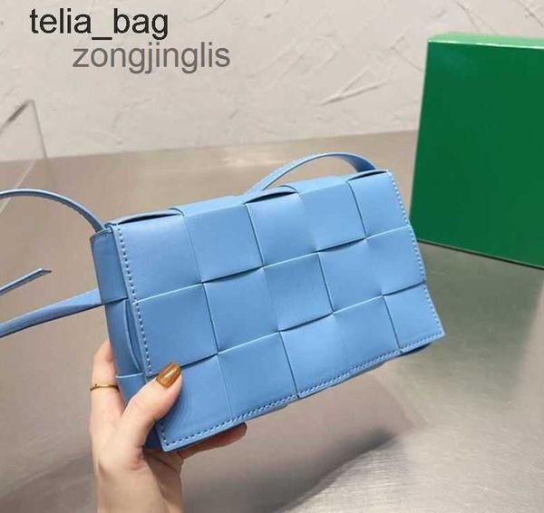 style bottegaas 2023 venetaes bag woven square small bags designer fashion simple cassettes tofu same one-shoulder underarm m 2ffe
style bottegaas 2023 venetaes bag woven square small bags designer fashion simple cassettes tofu same one-shoulder underarm m 2ffe