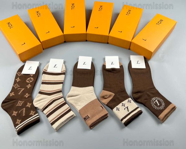 designer luxury louiseitys socks fashion mens and womens casual cotton breathable 5 pairs sock with box 08144, Black
designer luxury louiseitys socks fashion mens and womens casual cotton breathable 5 pairs sock with box 08144, Black