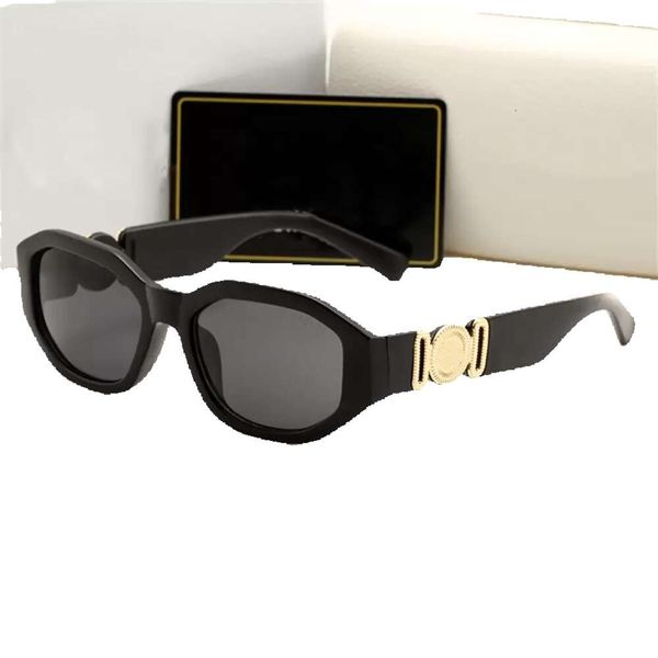 2023 sunglasses for man woman designer goggle beach sun glasses retro small frame design uv400 with box, White;black
2023 sunglasses for man woman designer goggle beach sun glasses retro small frame design uv400 with box, White;black