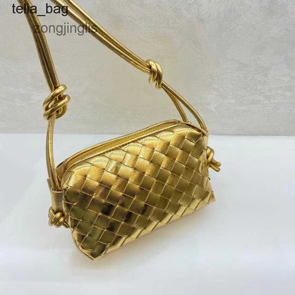 knitting designer cross-body cow loop bag cloud 2023 bottegaas venetaes bags leather one-shoulder fashion knot small square p 4cvw
knitting designer cross-body cow loop bag cloud 2023 bottegaas venetaes bags leather one-shoulder fashion knot small square p 4cvw