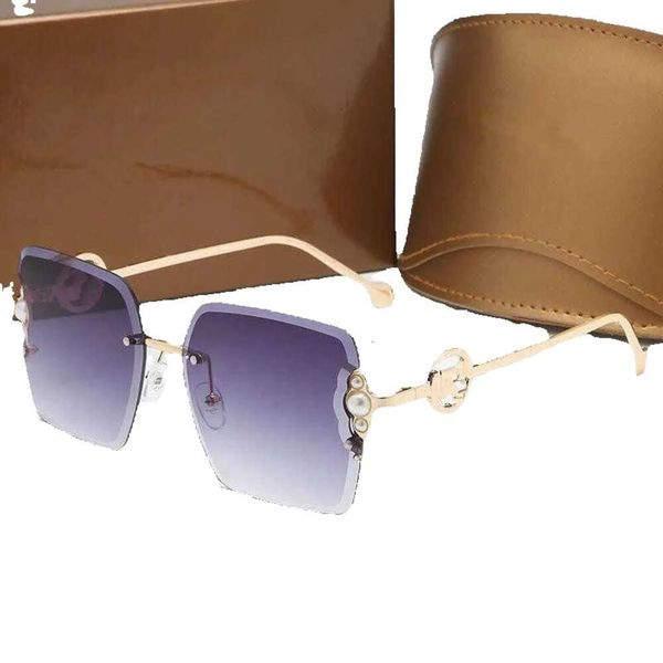2023 summer fashion womens sunglasses designer square frameless art pearl embellished gold metal temples premium texture simple and, White;black
2023 summer fashion womens sunglasses designer square frameless art pearl embellished gold metal temples premium texture simple and, White;black