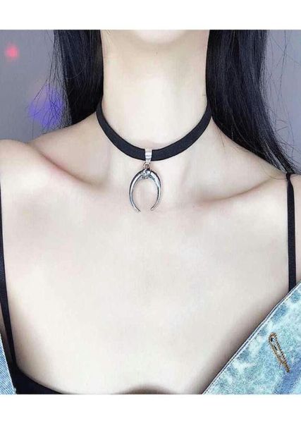 phyanic black goth choker necklace velvet gothic chocker handmade moon pendant necklace for women cool jewelry accessories1846673, Golden;silver
phyanic black goth choker necklace velvet gothic chocker handmade moon pendant necklace for women cool jewelry accessories1846673, Golden;silver