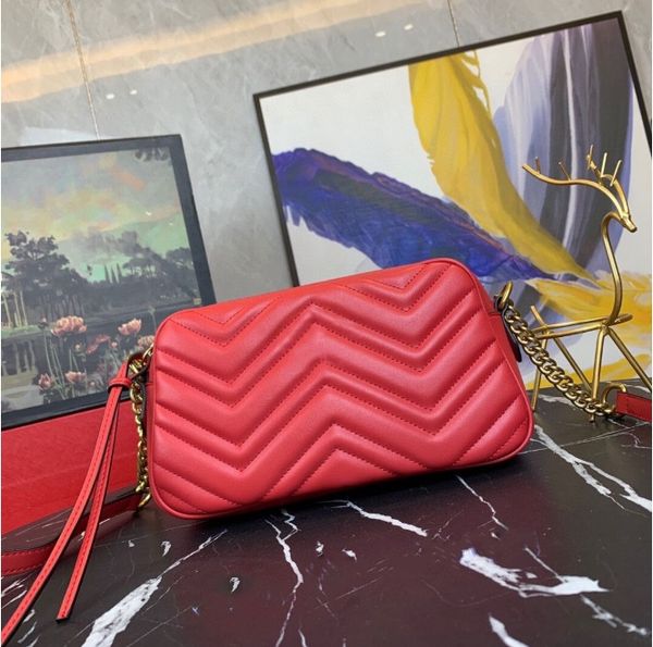 luxurys designers leather man womens shoulder bags fashion wave chain wallet cowhide handbag presbyopic card holder totes evening bags messe
luxurys designers leather man womens shoulder bags fashion wave chain wallet cowhide handbag presbyopic card holder totes evening bags messe