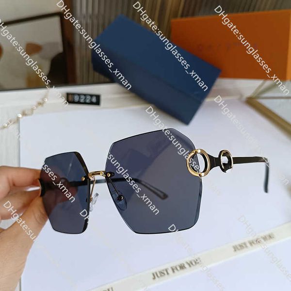 fashion designer cool sunglasses 2023 new fashionable sunglasses for women tiktok live tv glasses cut edge anti uv personalized framelessq6b, Black
fashion designer cool sunglasses 2023 new fashionable sunglasses for women tiktok live tv glasses cut edge anti uv personalized framelessq6b, Black