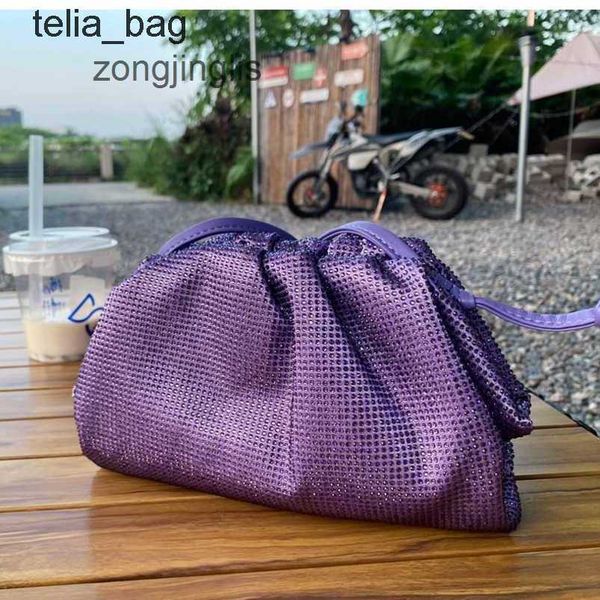 venetaes bags cloud classic 2023 bag crossbody lady pouch bottegaas same autumn diamond pleated clip handbag one shoulder crossbody girl 5
venetaes bags cloud classic 2023 bag crossbody lady pouch bottegaas same autumn diamond pleated clip handbag one shoulder crossbody girl 5