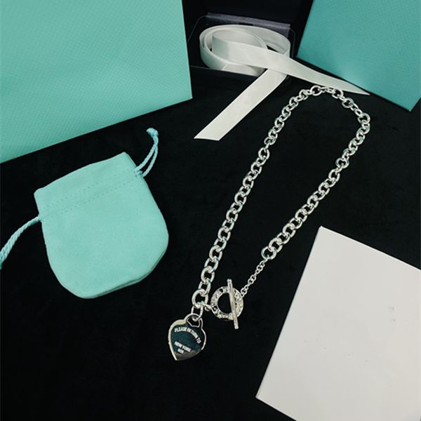 designer pendant necklaces women's jewelry exquisite craft belt official logo classic silver heart wholesale luxury designers necklace
designer pendant necklaces women's jewelry exquisite craft belt official logo classic silver heart wholesale luxury designers necklace