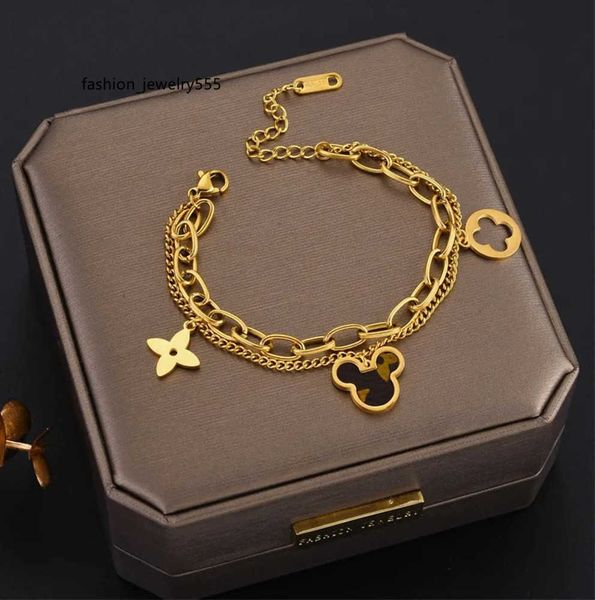charm bracelets luxury designer elegant fashion womens pendant clover tennis bracelet wedding letter-l brand special design jewelry mens cha, Golden;silver
charm bracelets luxury designer elegant fashion womens pendant clover tennis bracelet wedding letter-l brand special design jewelry mens cha, Golden;silver