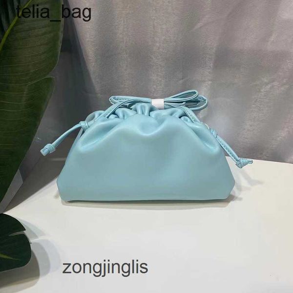 fashionable bags shoulder designer bag small pouch 2023 messenger bottegaas plain one cloud venetaes large soft hand dumpling lrzq
fashionable bags shoulder designer bag small pouch 2023 messenger bottegaas plain one cloud venetaes large soft hand dumpling lrzq