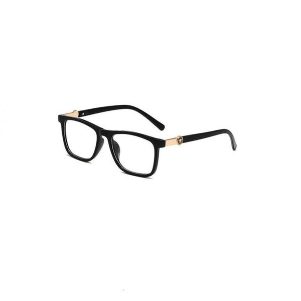new 5515 flat sunglasses box fashion glasses star same style sunglasses, White;black
new 5515 flat sunglasses box fashion glasses star same style sunglasses, White;black