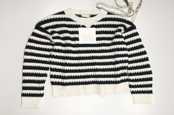 2021 milan style spring summer brand same style sweater white striped pullover print regular long sleeve women clothes xue8168776, White;black
2021 milan style spring summer brand same style sweater white striped pullover print regular long sleeve women clothes xue8168776, White;black