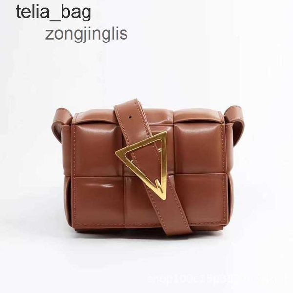 bag bottegaas classic lady button cassettes crossbody mini bags venetaes plaid 2023 woven cover small square versatile messengerj5k5
bag bottegaas classic lady button cassettes crossbody mini bags venetaes plaid 2023 woven cover small square versatile messengerj5k5