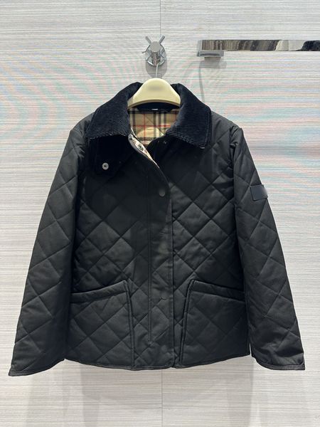 milan runway jackets 2023 new autumn wintern lapel neck long sleeve brand same style coats women's designer 0814-15, Black;brown
milan runway jackets 2023 new autumn wintern lapel neck long sleeve brand same style coats women's designer 0814-15, Black;brown