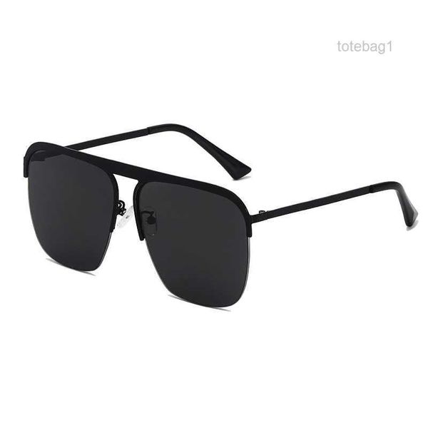 new half frame metal sunglasses trendy and fashionable painted for women's uv protection glasses dcs2, White;black
new half frame metal sunglasses trendy and fashionable painted for women's uv protection glasses dcs2, White;black