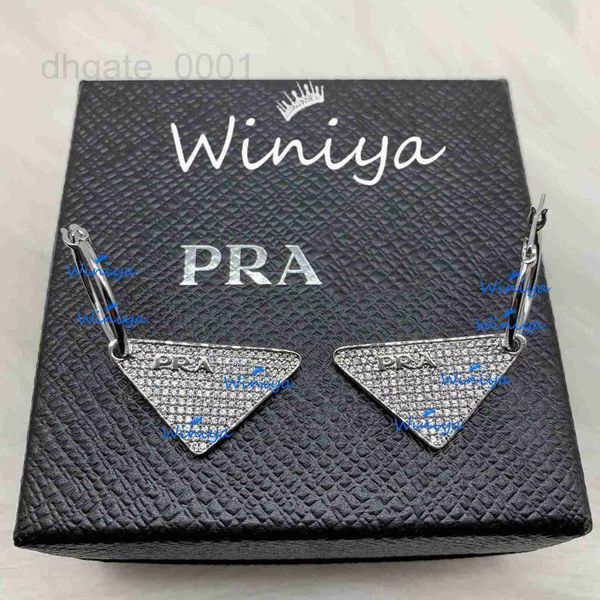 charm designer earrings new letter diamond inlaid inverted triangle temperament fashion geometric jewelry m13t, Golden
charm designer earrings new letter diamond inlaid inverted triangle temperament fashion geometric jewelry m13t, Golden