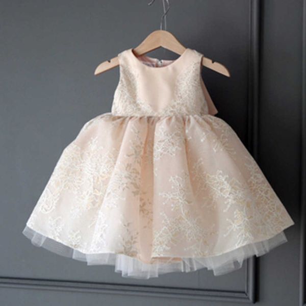 oem service hand-embroidered baby clothing pattern cute dress kids for 0-6 years girl, White
oem service hand-embroidered baby clothing pattern cute dress kids for 0-6 years girl, White