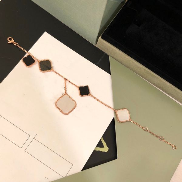 woman chain bracelets irregular large and small five flowers leaf clover designer van bracelet luxury jewelry women gold charm bracelet 342, Black
woman chain bracelets irregular large and small five flowers leaf clover designer van bracelet luxury jewelry women gold charm bracelet 342, Black
