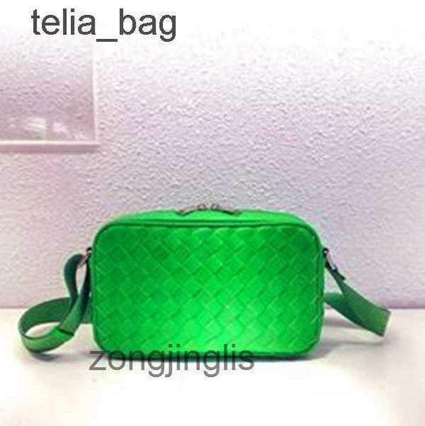 woven cassettes luxury one designer the tote bag leather bag bags men shoulder venetaas camera fashion bottegaas women's large capacity
woven cassettes luxury one designer the tote bag leather bag bags men shoulder venetaas camera fashion bottegaas women's large capacity